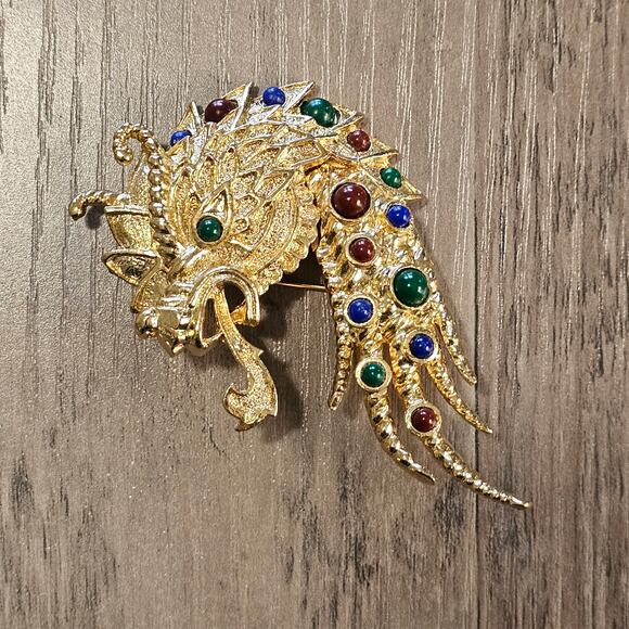 Vintage Coro Gold Dragon Fire Breathing Cabochon Studded Brooch - Picture 1 of 8